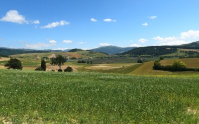 COLFIORITO – PIANI DI ANNIFO – MONTE PENNINO